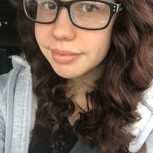 Meet your Posher, Elisabeth